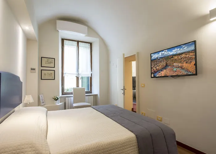 Quattro Cantoni 4* Сиена