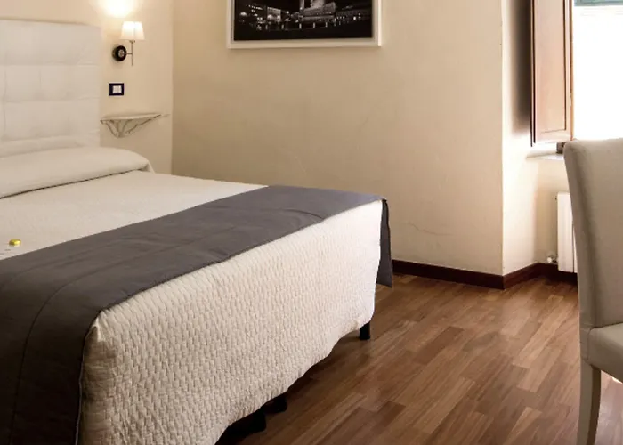 Quattro Cantoni Гостевой дом 4*