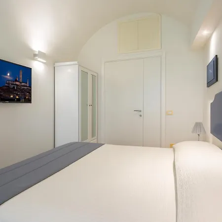 Quattro Cantoni 4* סיינה
