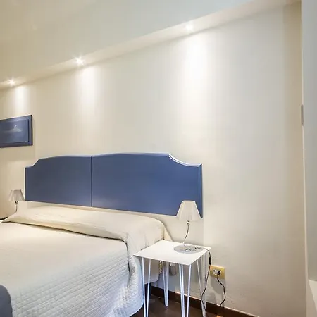 ゲストハウス B＆b クアトロ カントニ シエーナ